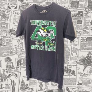 Blue E Five Premium Collegiate University of Norte Dame Graphic Tee, Size Small